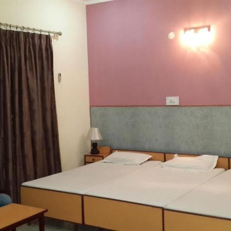 Hotel Pawan Agra  Habitación foto