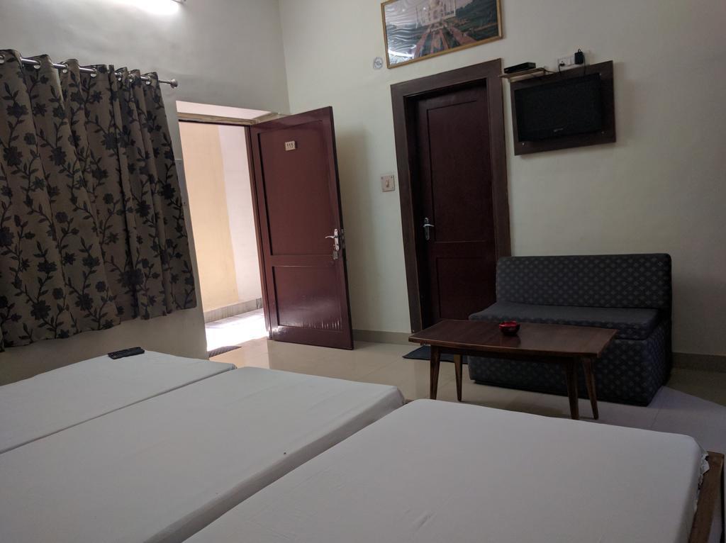 Hotel Pawan Agra  Exterior foto