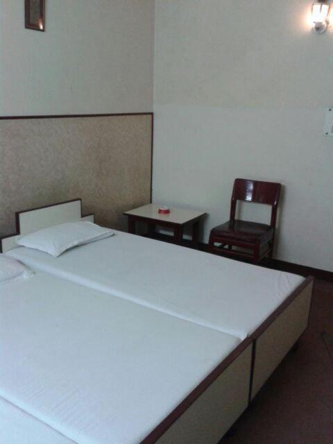 Hotel Pawan Agra  Habitación foto